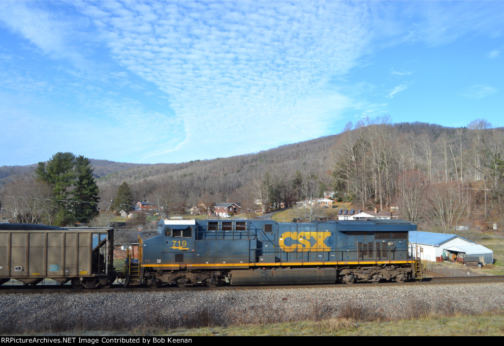 CSX 719